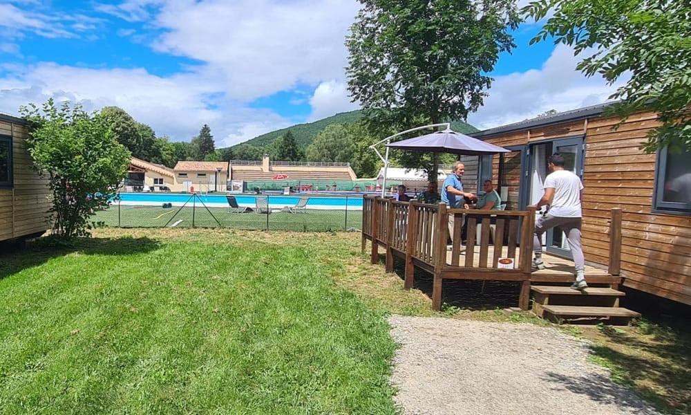 Camping Le Pré Cathare Lavelanet Exterior foto